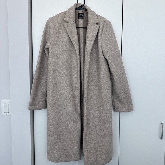 Zara Jackets & Blazers - Zara Women's Classic Beige Coat